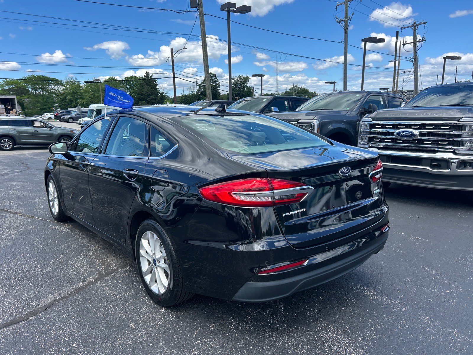 Certified 2020 Ford Fusion SE FWD image 12