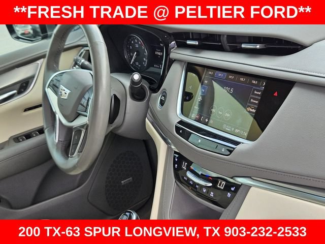 Used 2021 Cadillac XT5 Premium Luxury FWD image 12