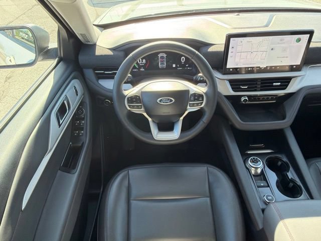 Certified 2025 Ford Explorer Active w/ Active Comfort Package AWD/4WD image 26