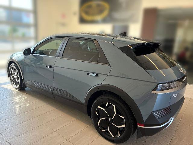 Used 2023 Hyundai Ioniq 5 SEL RWD image 3