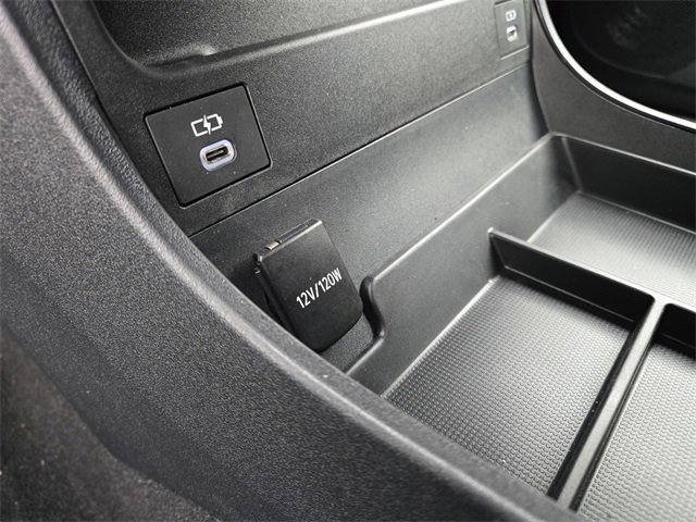 Used 2024 Toyota bZ4X Limited image 17