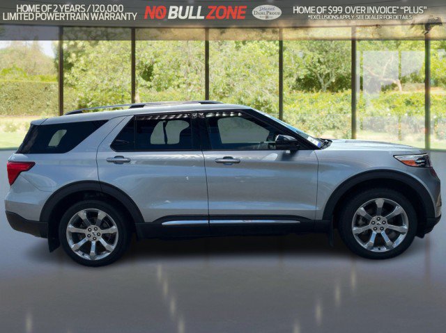 Certified 2020 Ford Explorer Platinum w/ Premium Technology Package AWD/4WD image 6