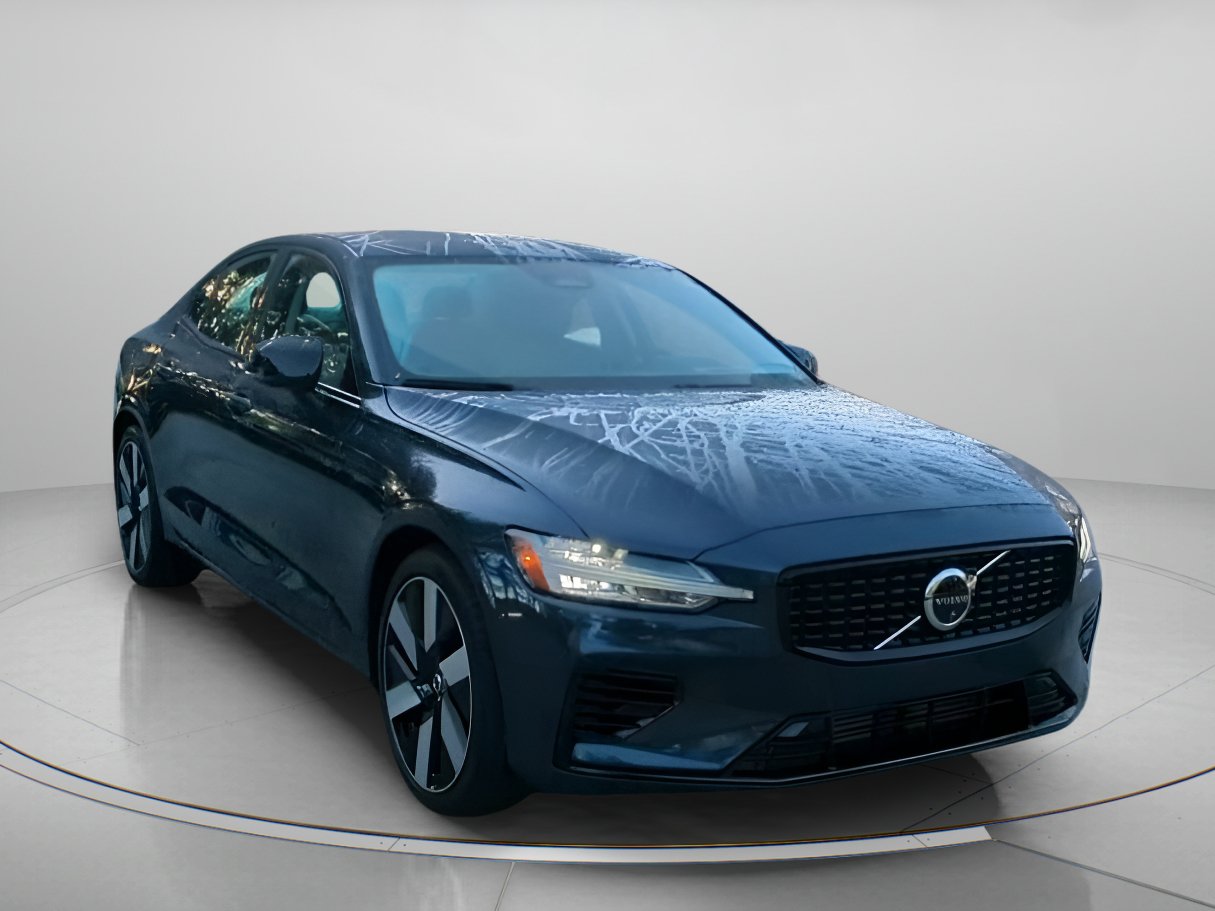 Used 2024 Volvo S60 T8 Ultimate AWD/4WD image 4