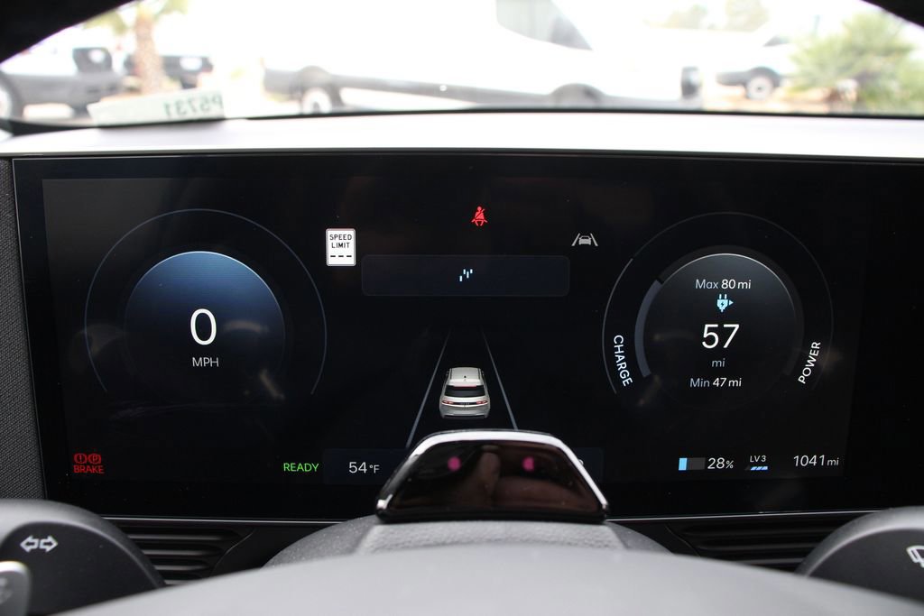 Used 2025 Hyundai Ioniq 5 SE image 32