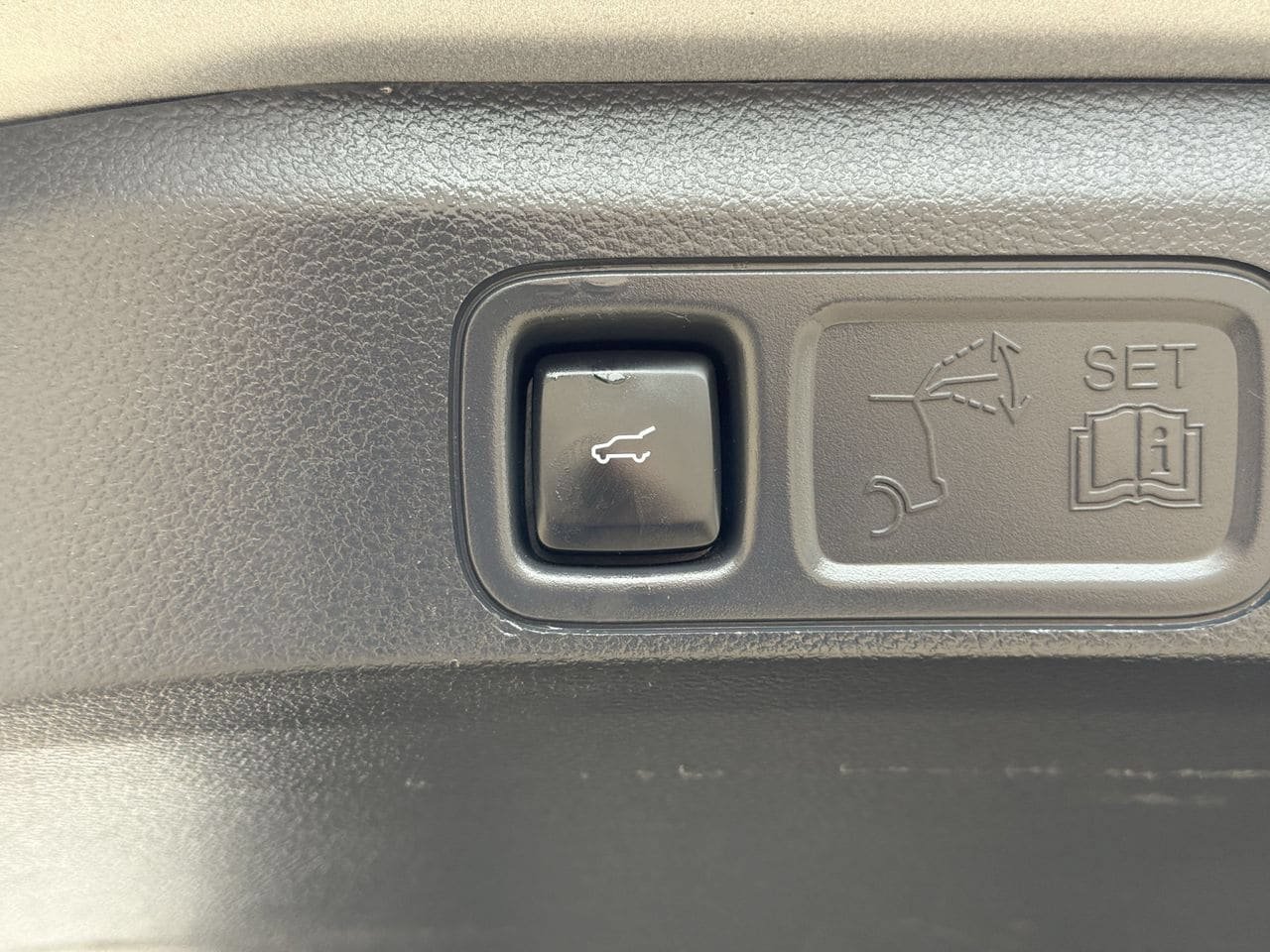 Certified 2024 Ford Expedition Limited RWD image 31