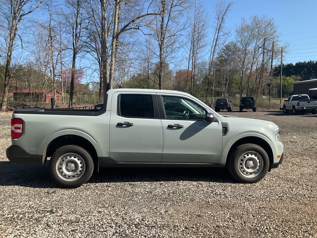 Certified 2023 Ford Maverick XL FWD image 4