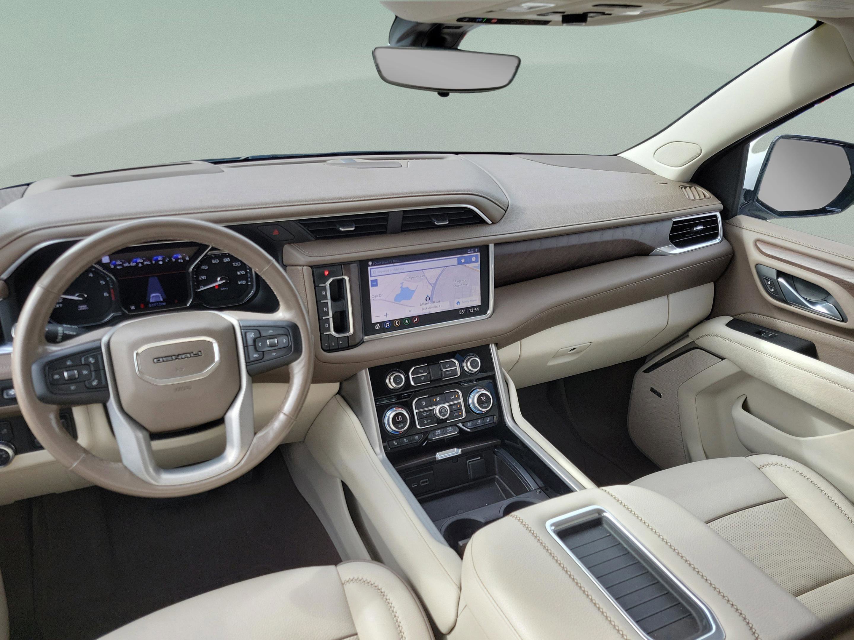 Used 2021 GMC Yukon Denali w/ Denali Premium Package image 21