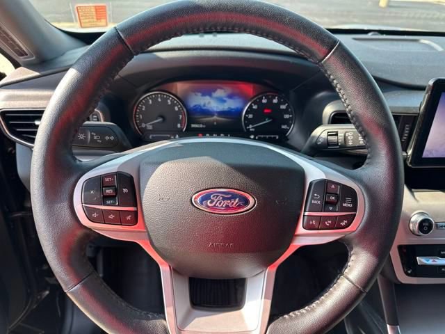 Certified 2023 Ford Explorer XLT w/ Equipment Group 202A image 14