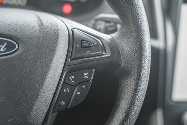 Certified 2022 Ford Edge SE w/ Black Appearance Package image 37