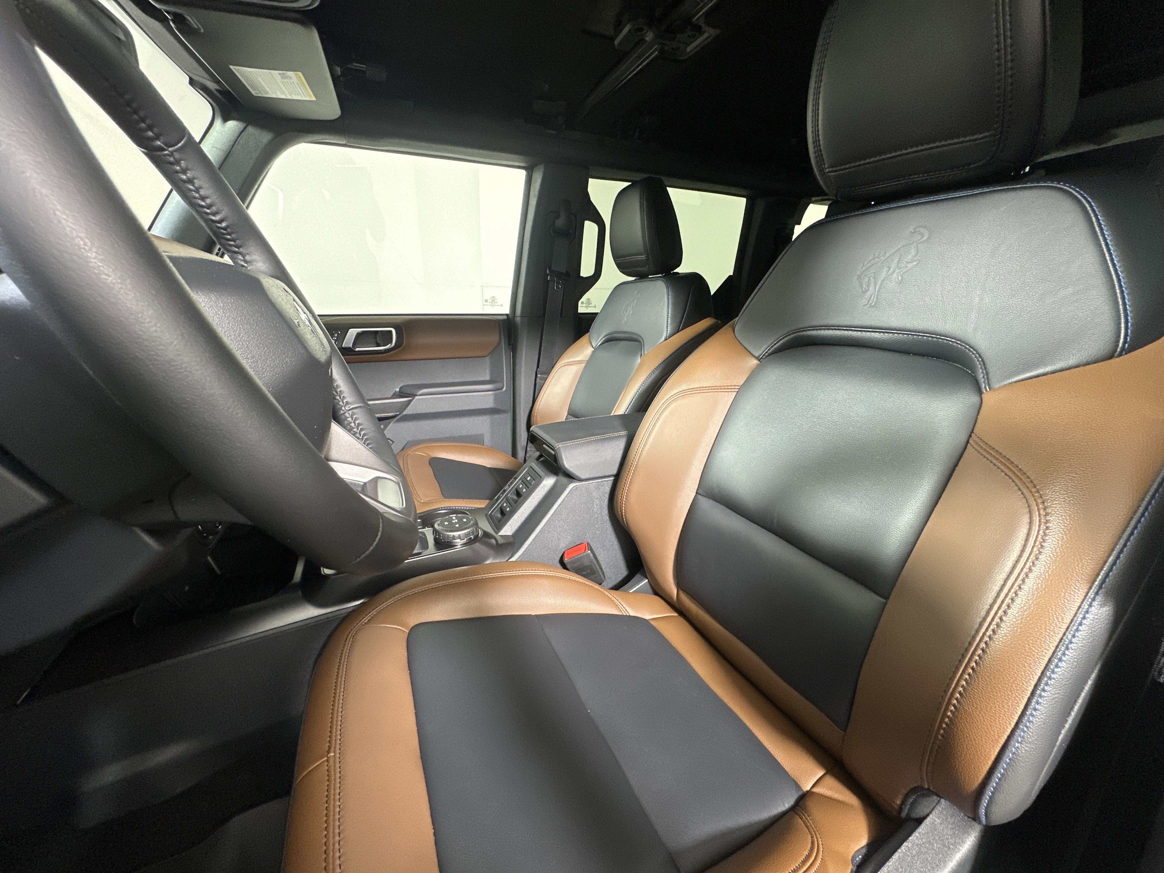 Certified 2024 Ford Bronco Outer Banks w/ Sasquatch Package image 9