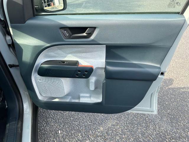 Certified 2022 Ford Maverick XLT image 18