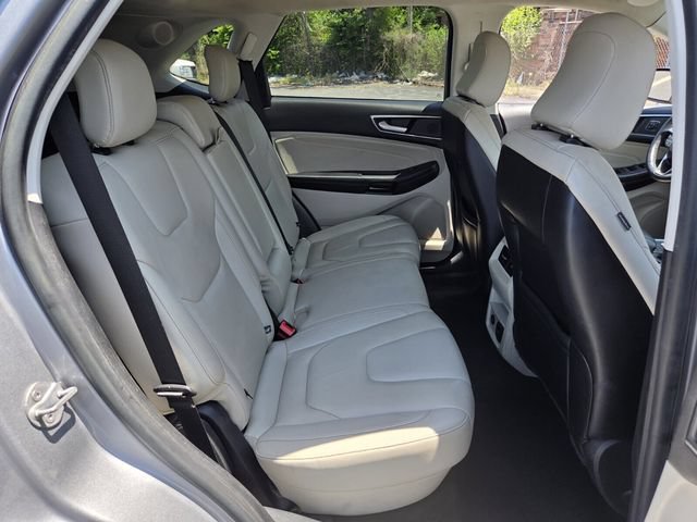 Certified 2022 Ford Edge Titanium AWD/4WD image 14