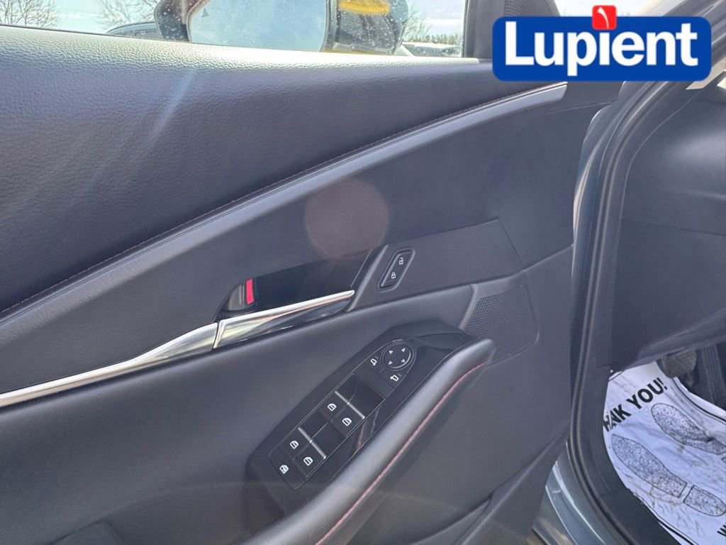 Used 2025 MAZDA CX-30 AWD 2.5 S w/ Preferred Package image 12