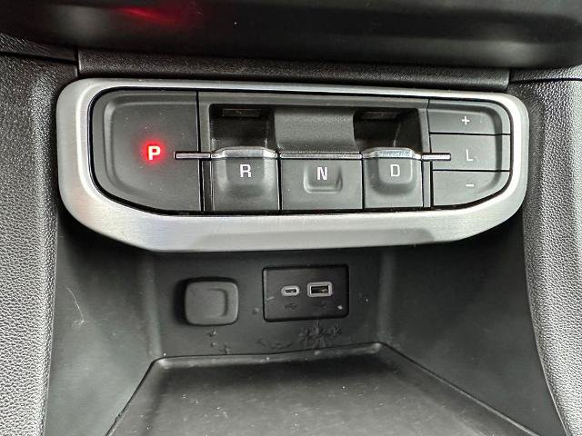 Used 2023 GMC Acadia SLE w/ Elevation Edition FWD image 10