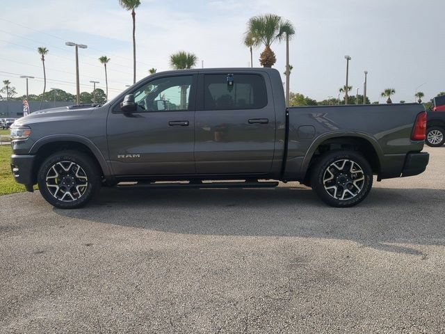 Used 2025 RAM 1500 Laramie w/ Sport Appearance Package AWD/4WD image 7