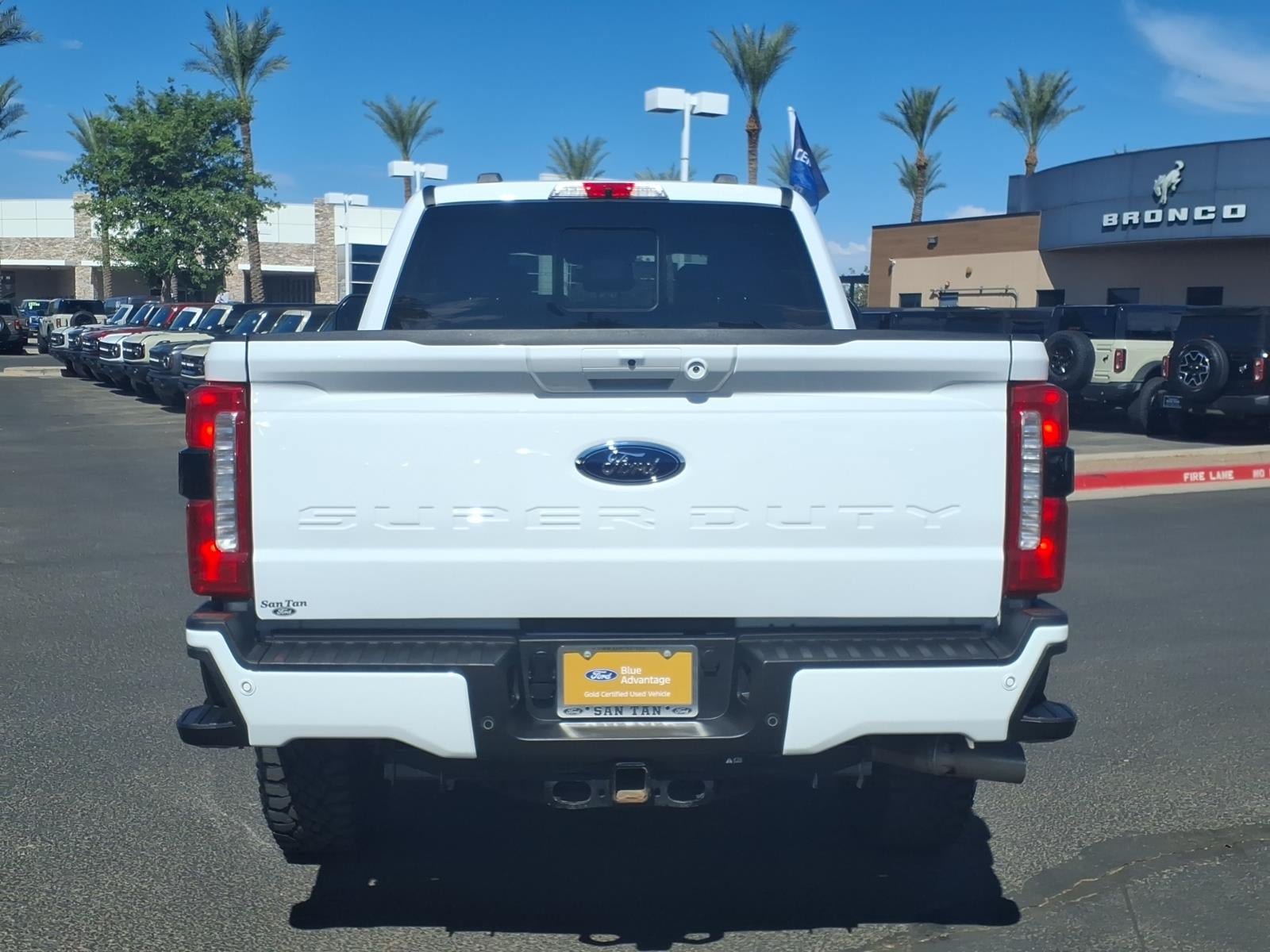 Certified 2024 Ford F250 Lariat w/ Tremor Off-Road Package AWD/4WD image 5