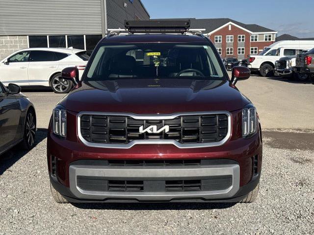 Used 2023 Kia Telluride S image 2