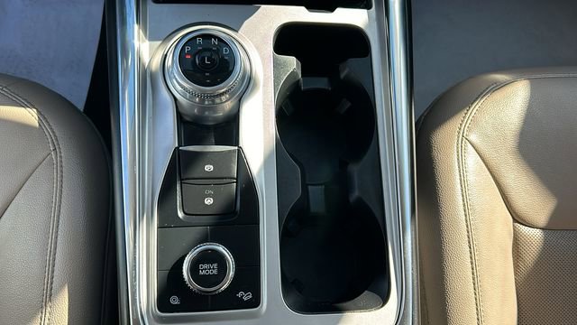 Certified 2022 Ford Explorer Limited w/ Class IV Trailer Tow Package image 27