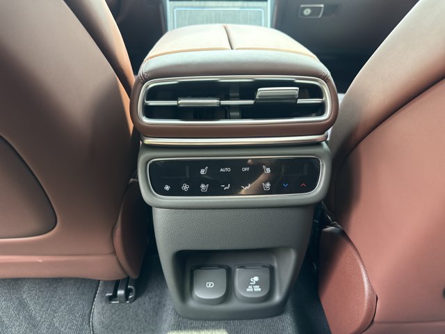 Used 2025 Genesis GV80 3.5T Prestige AWD/4WD image 20