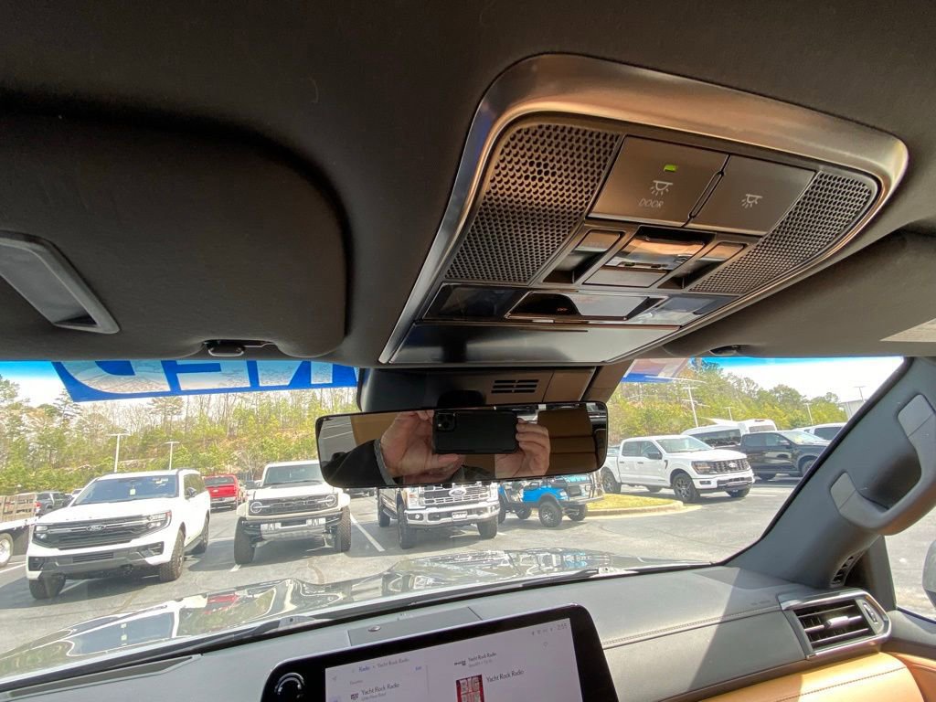 Used 2025 Lexus LX 600 4WD w/ Accessory Package (2T) image 19