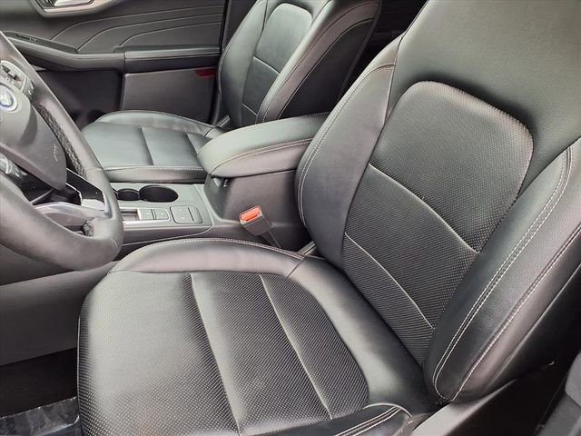 Certified 2022 Ford Escape SEL image 7