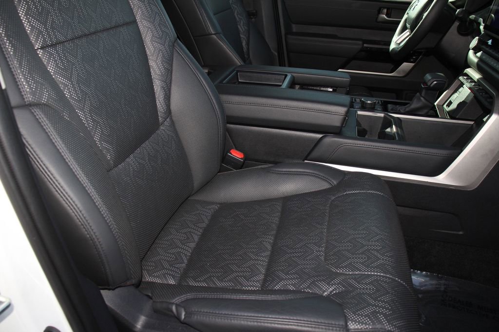 Used 2024 Toyota Tundra Limited w/ TRD Off-Road Package AWD/4WD image 28