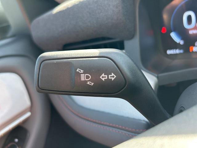 Certified 2025 Ford Explorer Active RWD image 27