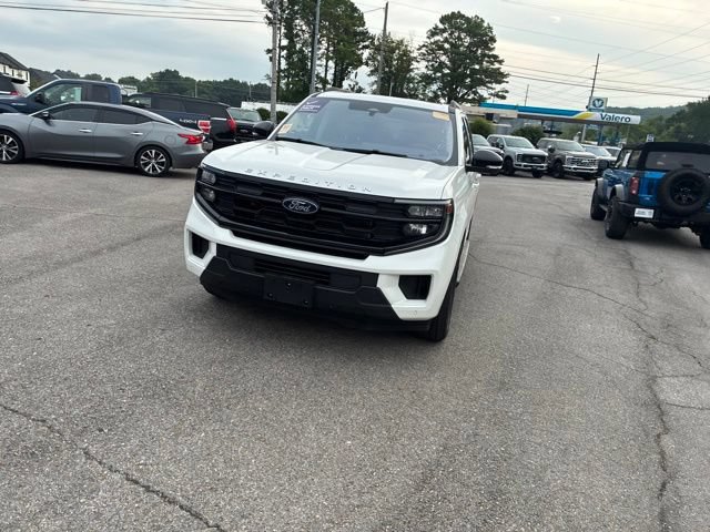 Certified 2025 Ford Expedition Active AWD/4WD image 7