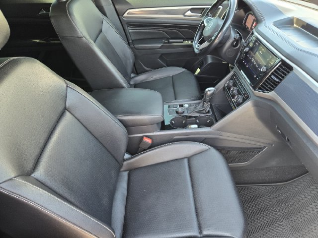 Used 2020 Volkswagen Atlas Cross Sport SEL AWD/4WD image 13