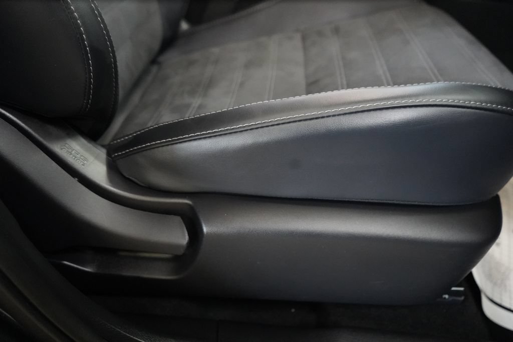 Used 2025 Mitsubishi Outlander SE FWD image 22