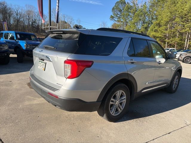 Certified 2024 Ford Explorer XLT image 11