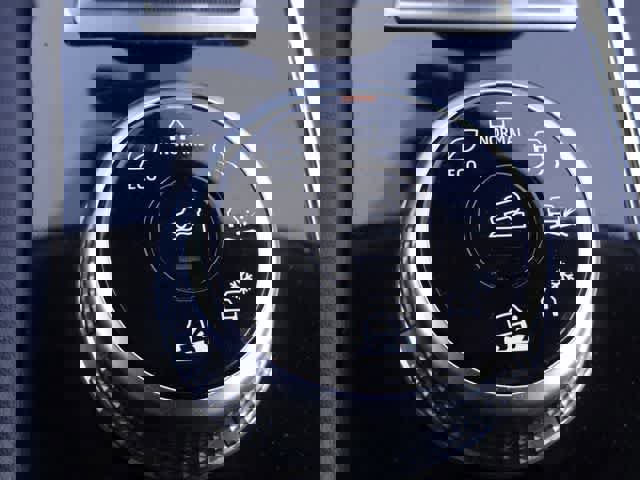 Used 2024 Mitsubishi Outlander SE AWD/4WD image 38