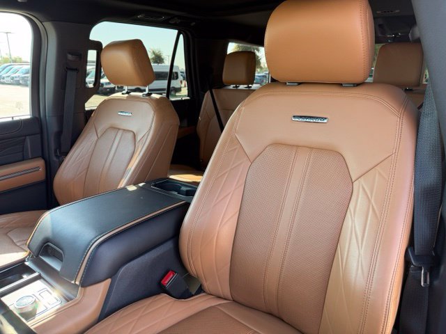 Certified 2024 Ford Expedition Platinum AWD/4WD image 14