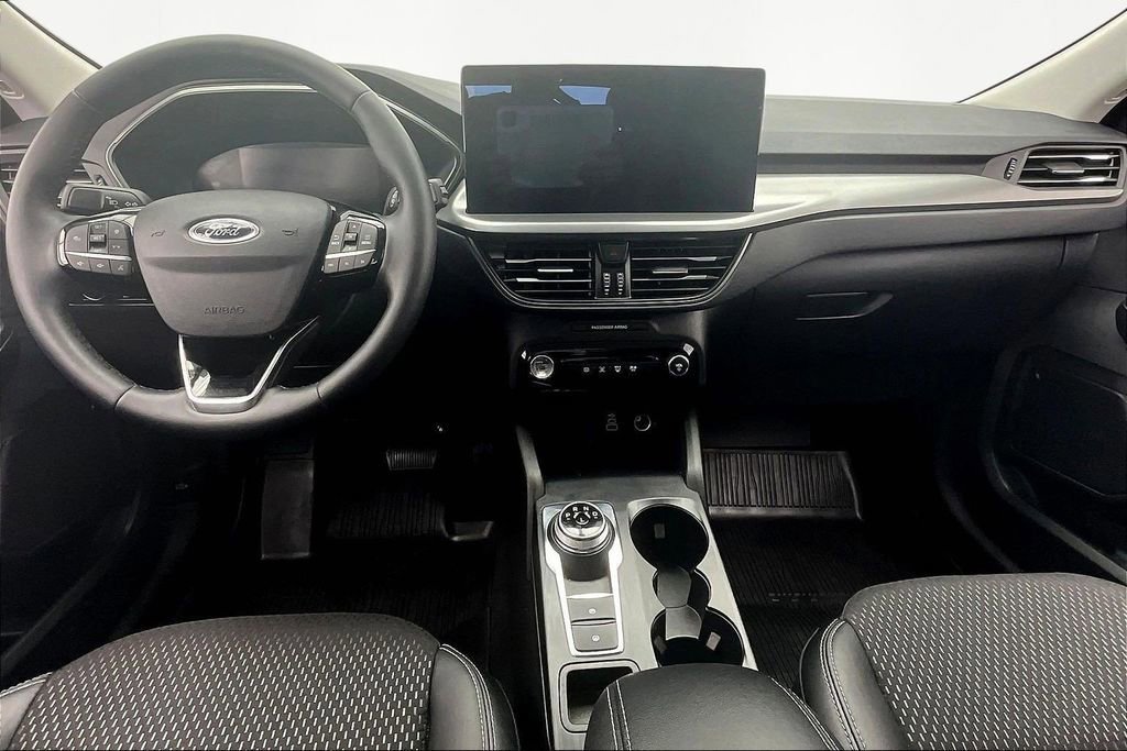 Certified 2025 Ford Escape SE image 16