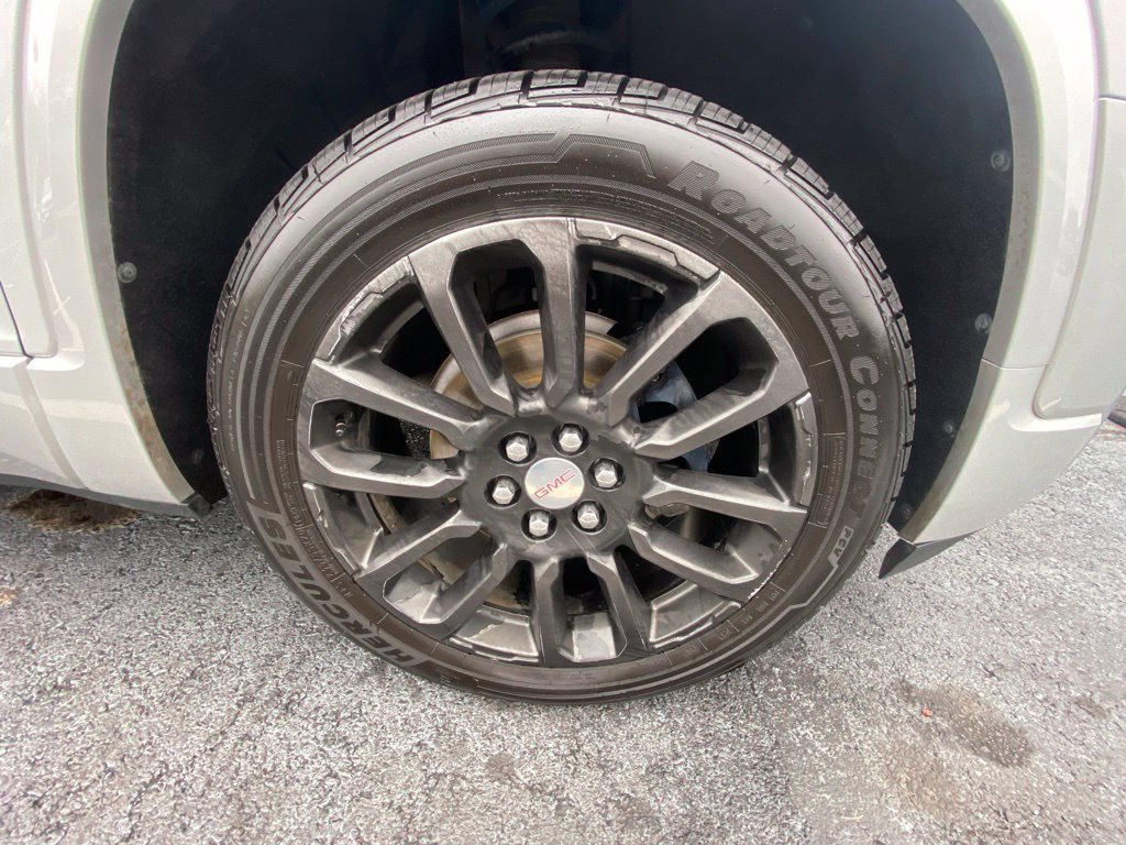 Used 2020 GMC Acadia Denali AWD/4WD image 32