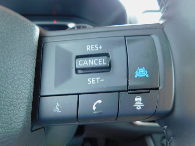 Used 2026 Nissan Rogue SV AWD/4WD image 19