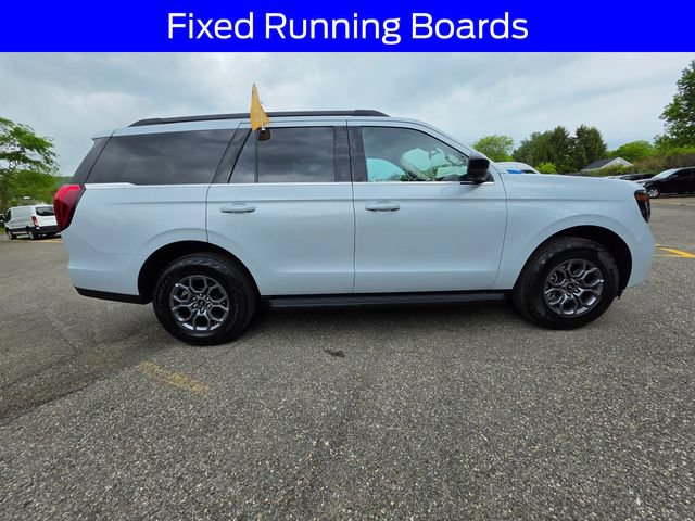 Certified 2025 Ford Expedition Active AWD/4WD image 10