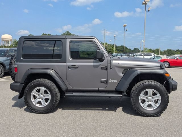 Used 2020 Jeep Wrangler Sport AWD/4WD image 2