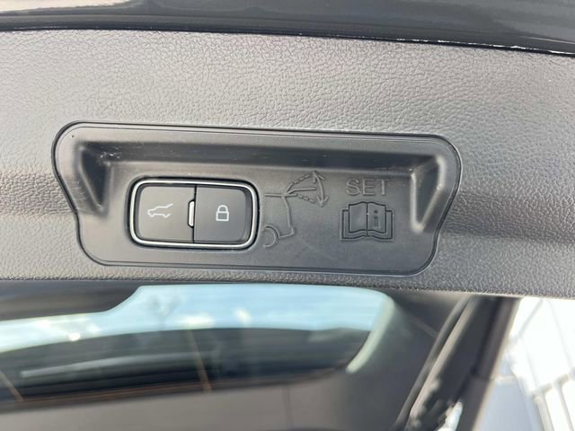 Certified 2024 Ford Explorer XLT w/ Equipment Group 202A image 13