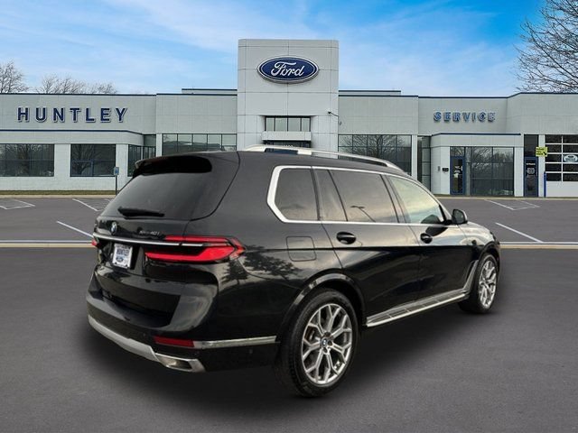 Used 2024 BMW X7 xDrive40i AWD/4WD image 5