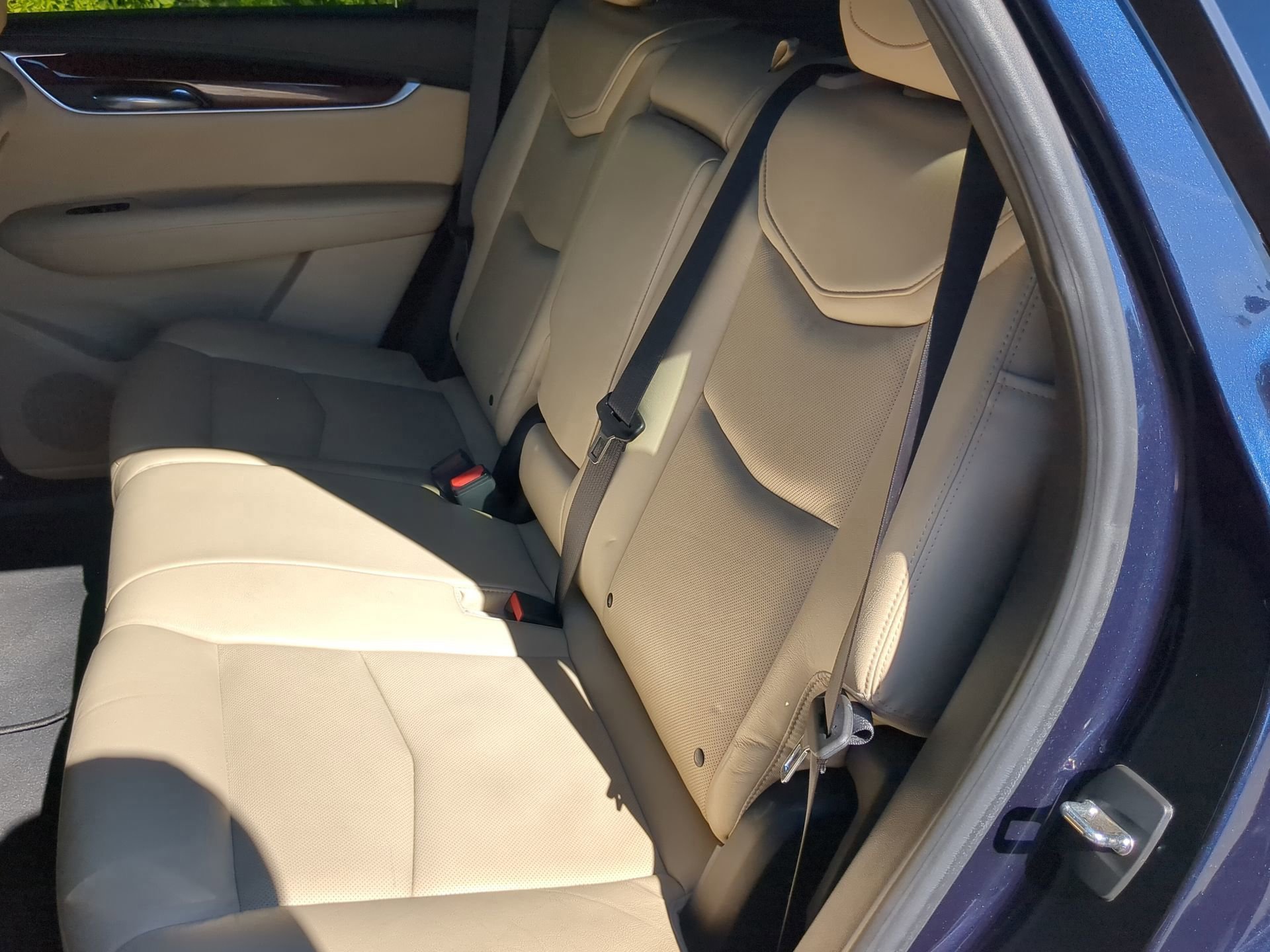 Used 2017 Cadillac XT5 Luxury w/ Driver Awareness Package image 41