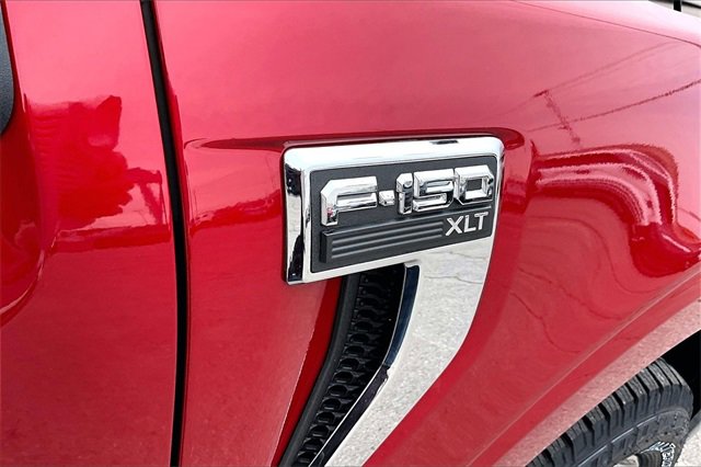 Certified 2022 Ford F150 XLT w/ Equipment Group 302A High image 31
