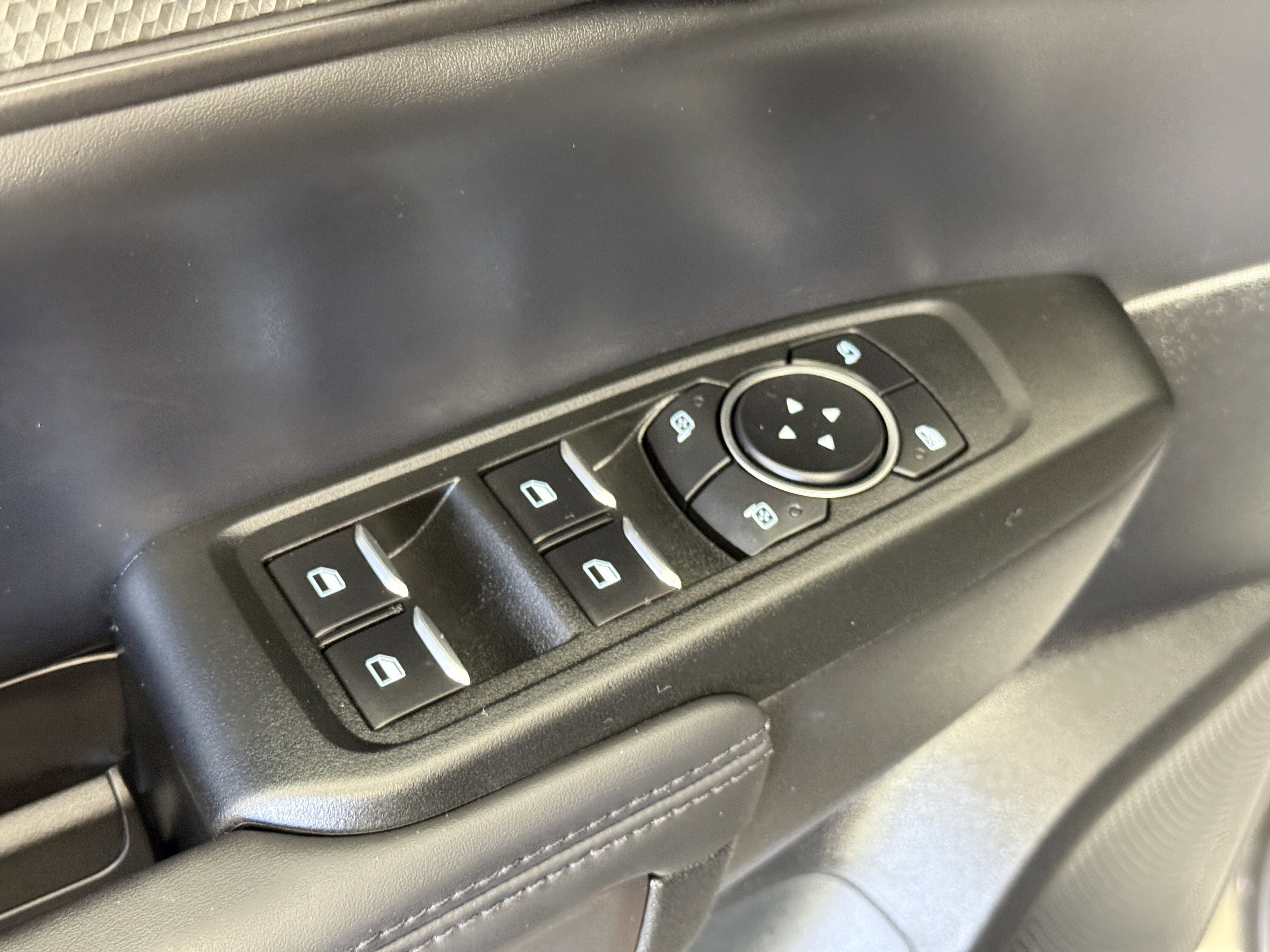 Certified 2025 Ford Ranger Raptor AWD/4WD image 15