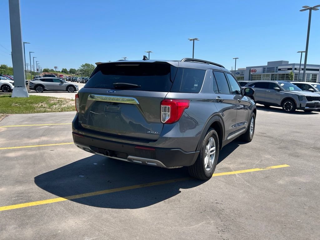 Certified 2021 Ford Explorer XLT w/ Equipment Group 202A AWD/4WD image 7