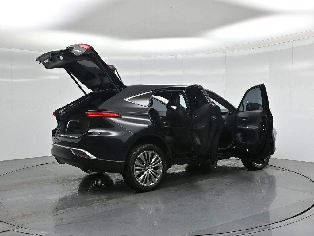 Used 2024 Toyota Venza Limited image 36