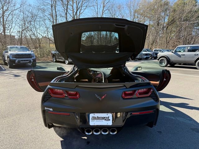 Used 2017 Chevrolet Corvette Stingray Coupe image 5