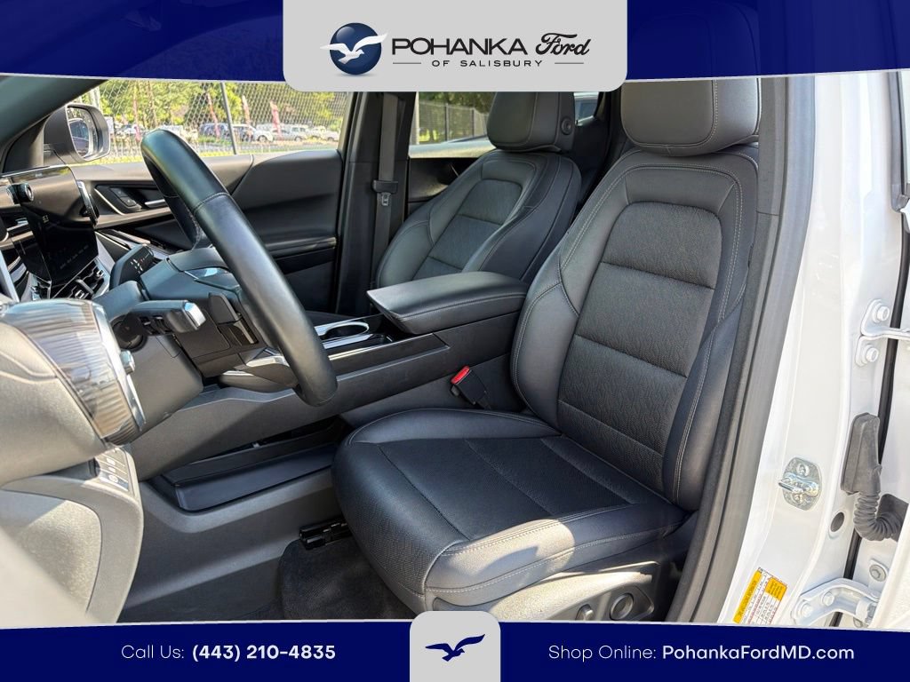 Used 2025 Chevrolet Equinox LT w/ Convenience Package II FWD image 17