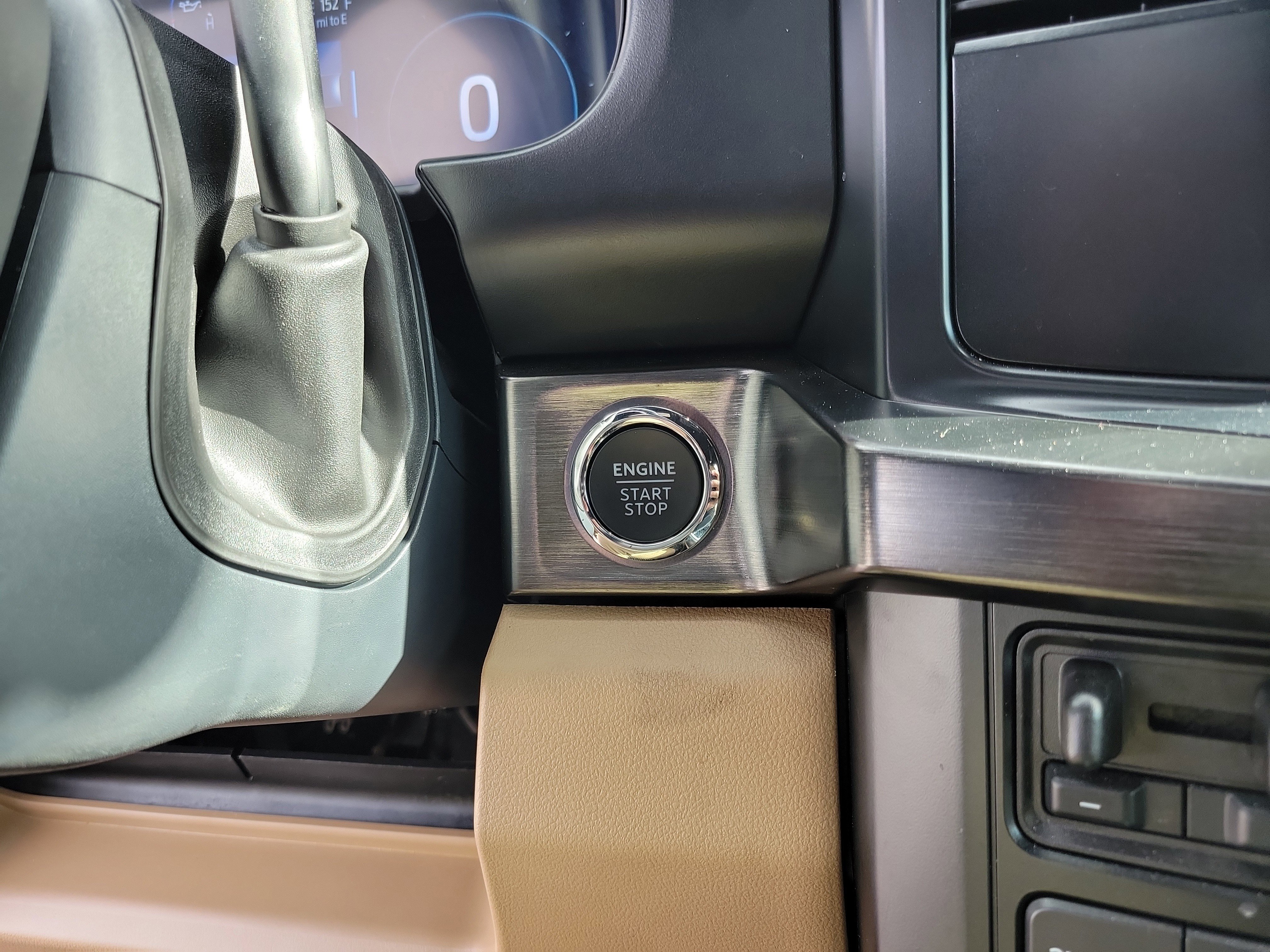 Certified 2024 Ford F250 Lariat w/ Sport Appearance Package image 16