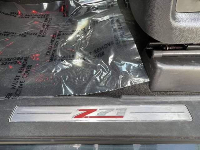Used 2018 Chevrolet Silverado 1500 LTZ Z71 w/ LTZ Plus Package AWD/4WD image 13