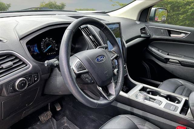 Certified 2024 Ford Edge SEL w/ Convenience Package AWD/4WD image 13